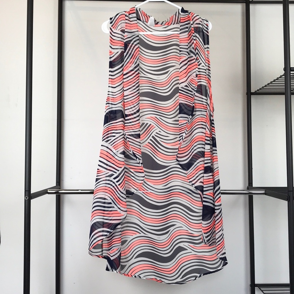 Gi Biu Beach Cover up